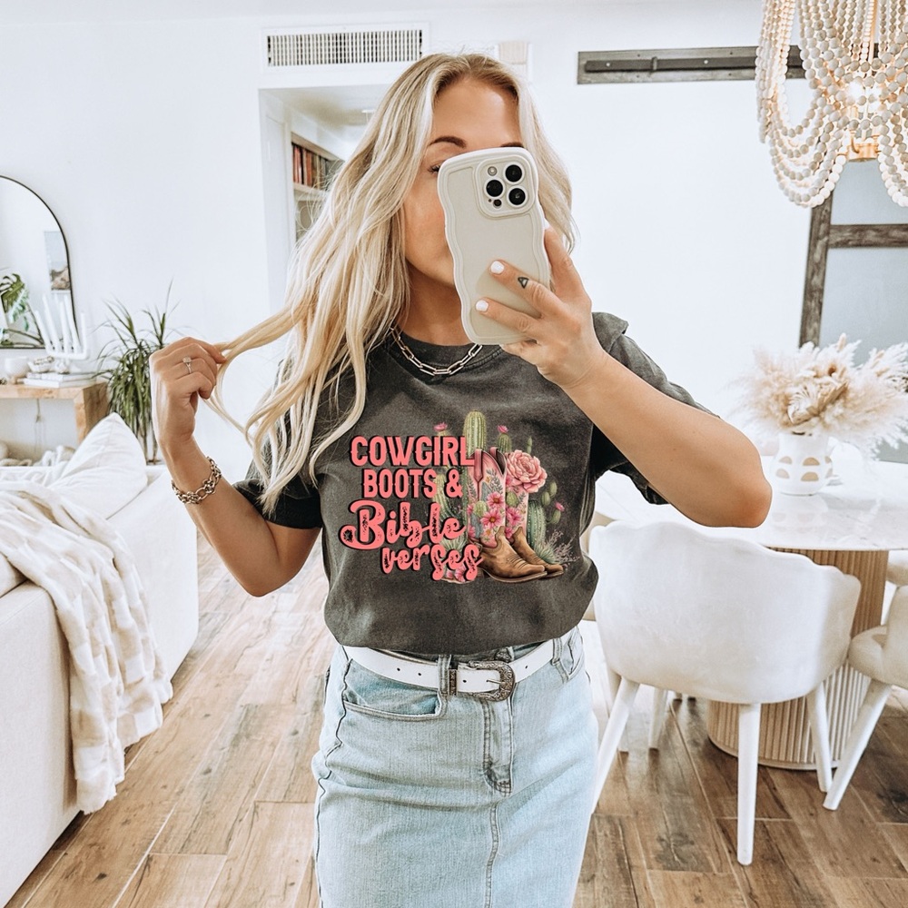 Comfort Colors Pepper Tee with Cactus and Pink Text